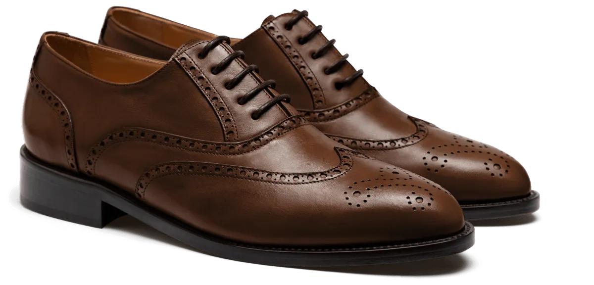 Full Brogue shoes in brown leather