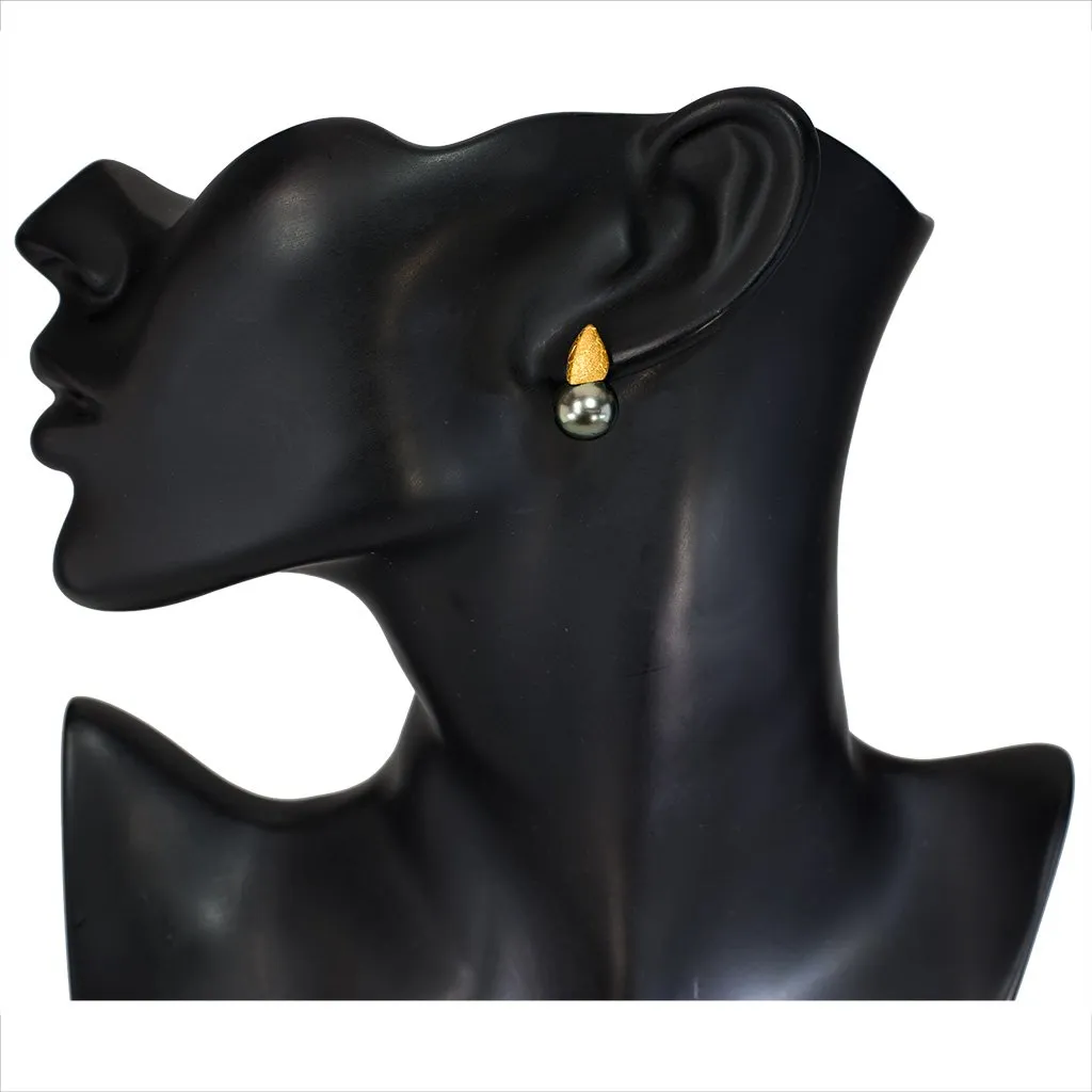 Gold Earrings with Tahitian Grey Pearls