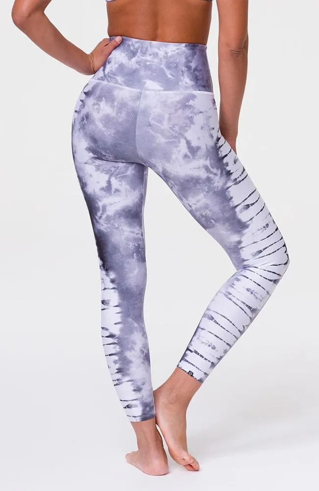 Graphic High Rise Midi Leggings