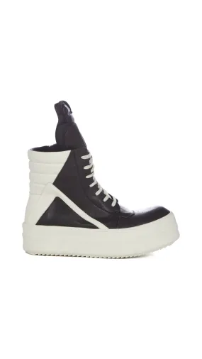 Luxor Mega Bumper Sneakers - Milk/Black