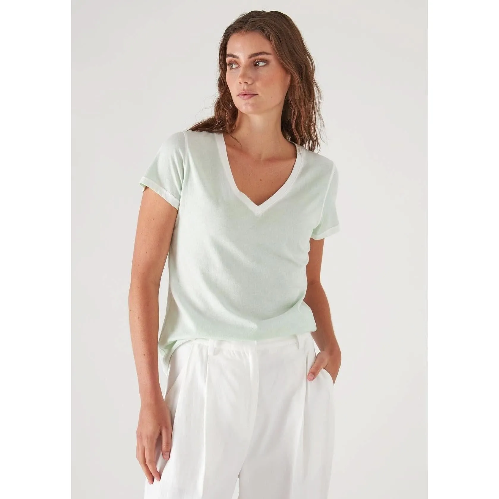 Patrick Assaraf Reverse Spray Lightweight Pima Cotton T-Shirt V Neck Sage