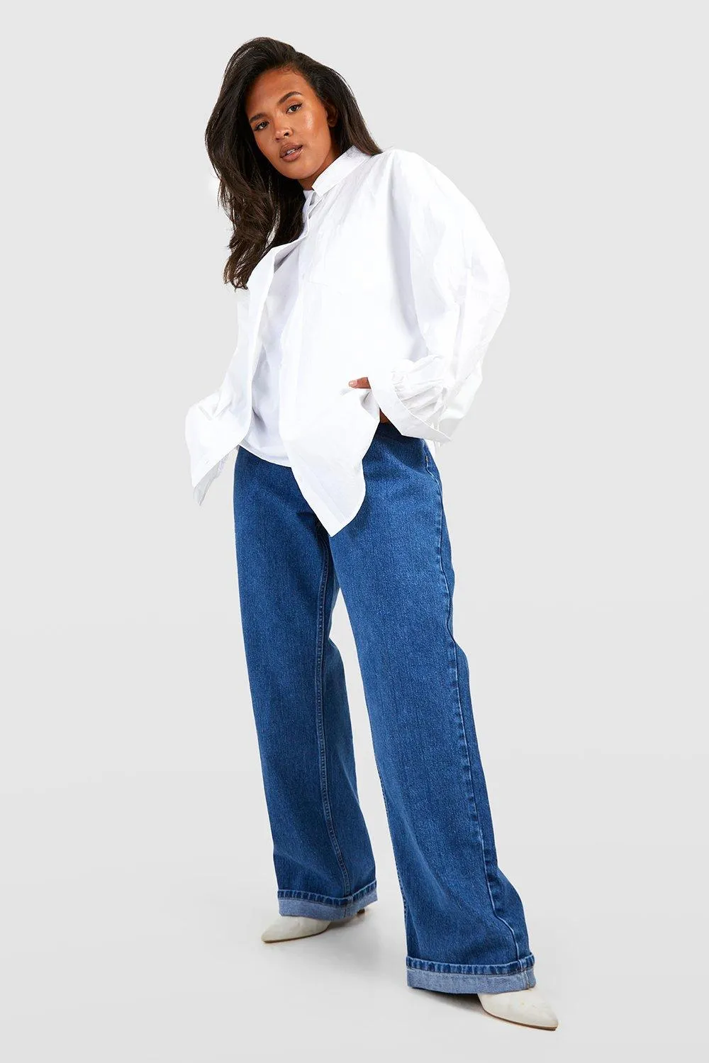 Plus Light Wash Straight Leg Jeans