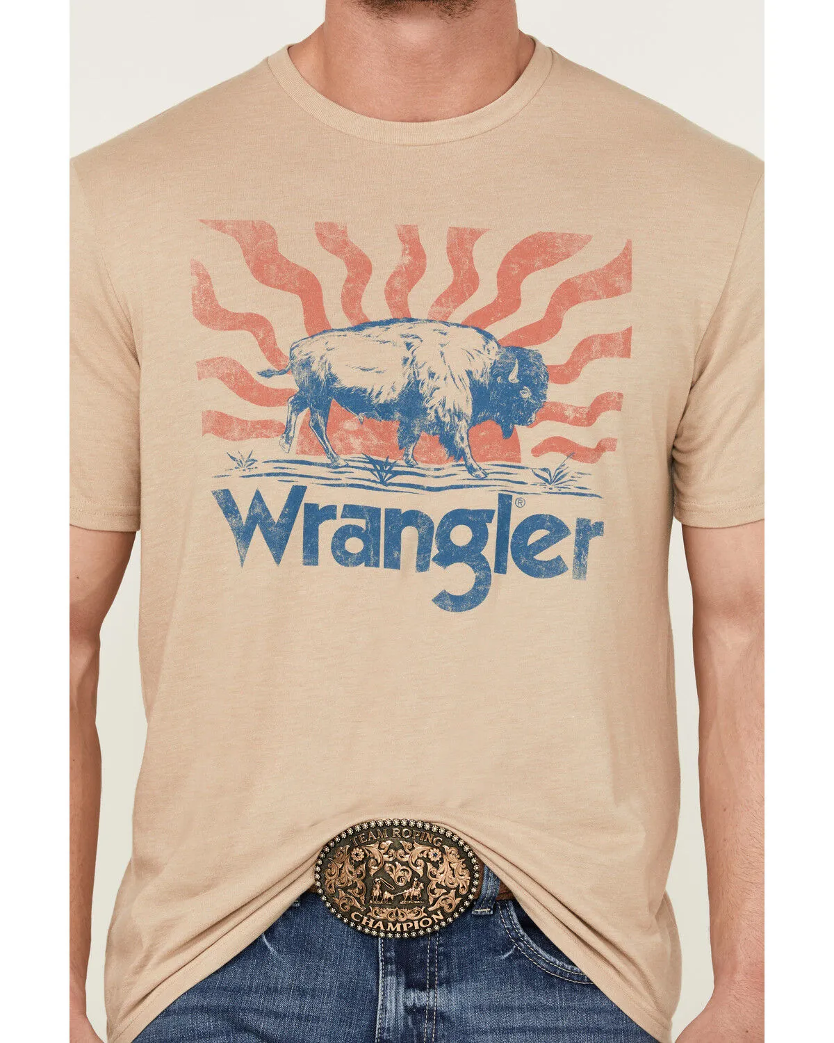 Product Name:  Wrangler Men's Buffalo Logo Short Sleeve Graphic Print T-Shirt