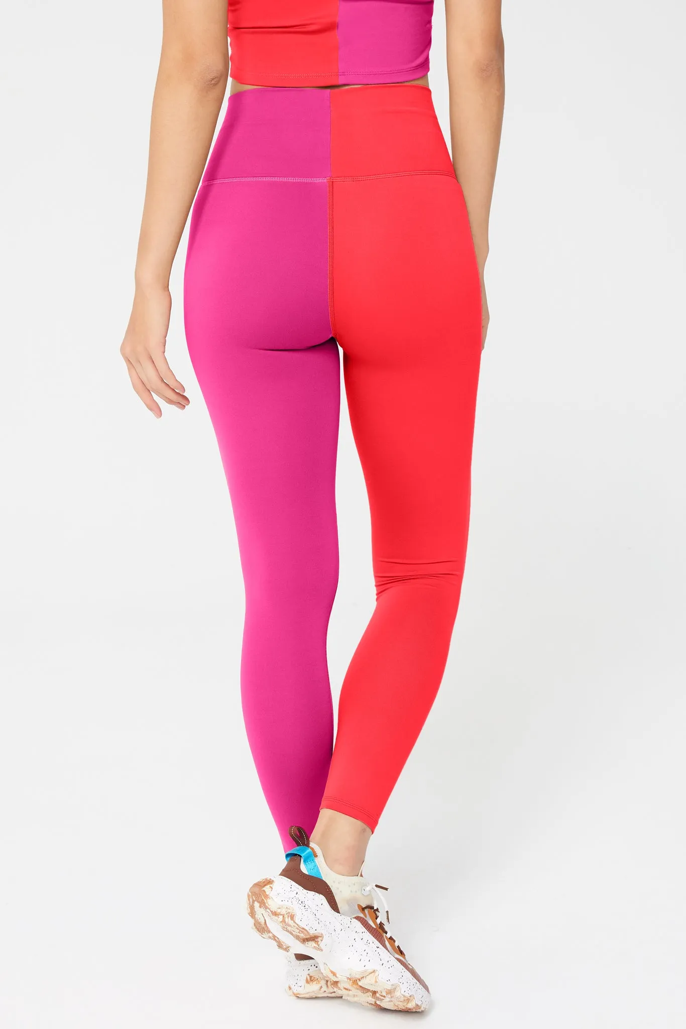 Two Tone TLC Leggings in Super Hot Red and Terez Pink