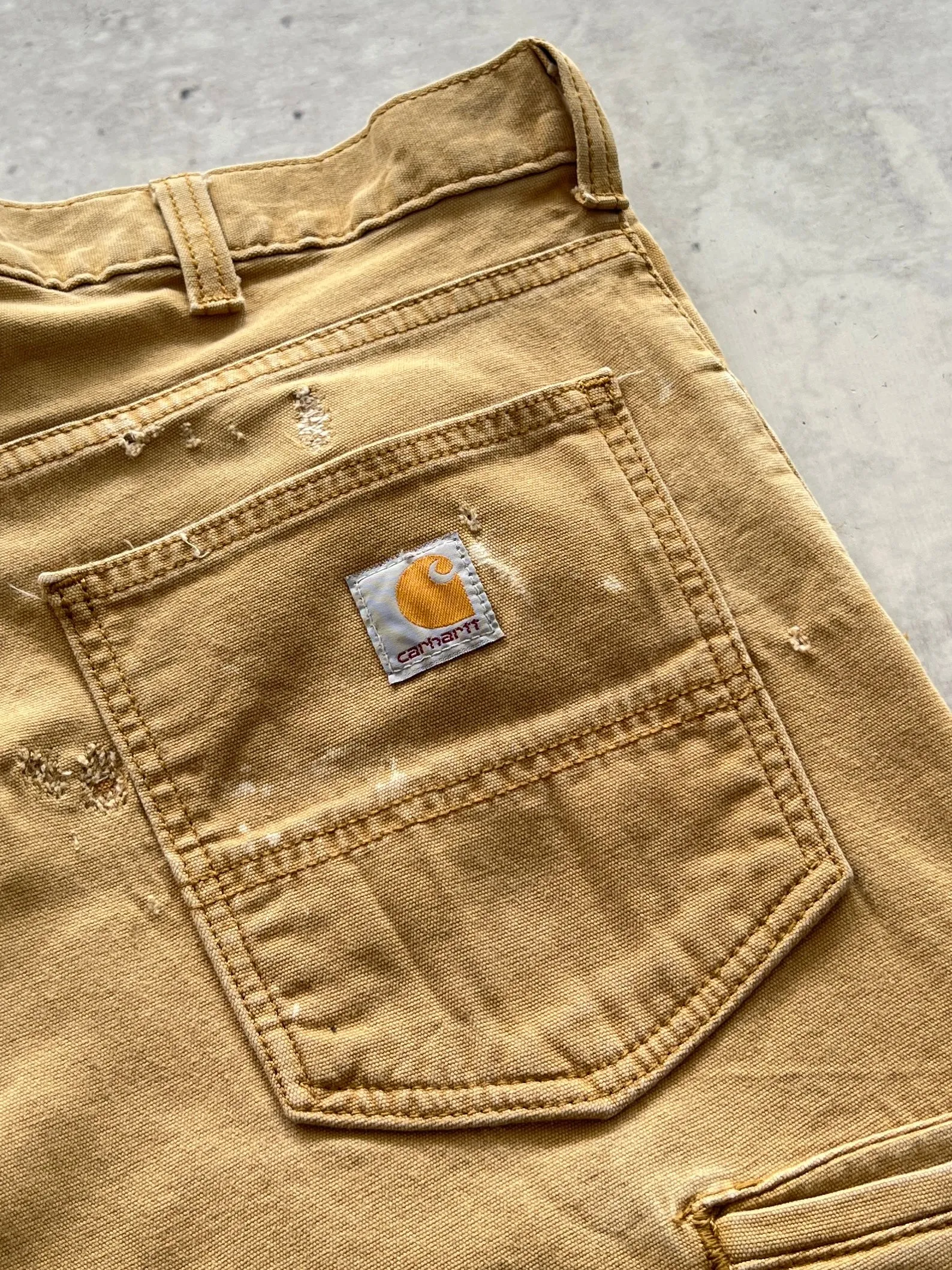 Vintage Carhartt carpenter work jeans (W32 x L30)