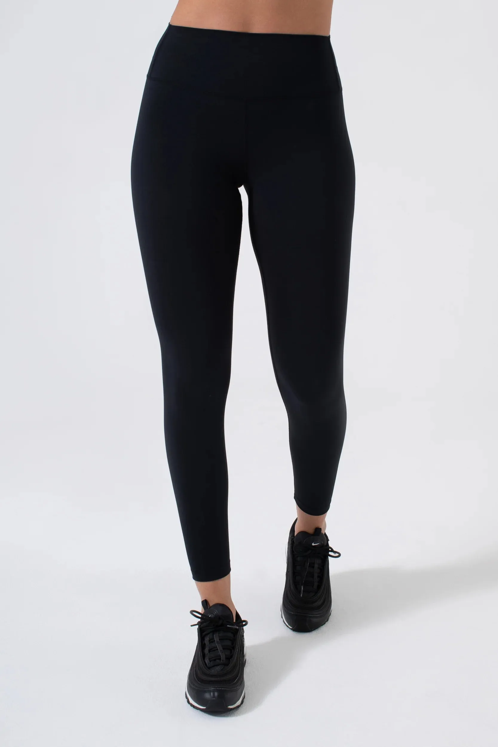 Willow 7/8 Legging - Sustainable Lightweight Comfort Legging